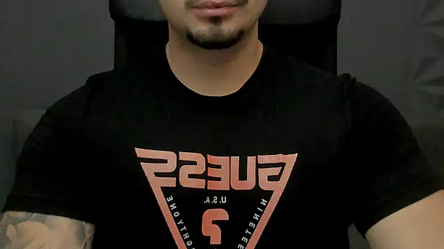 TonyWilcox online show from November 2025 05:32:02 AM