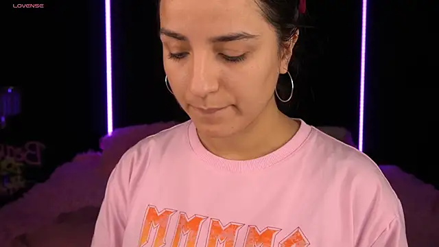 Daphne Moss online show from January 2025 02:19:01 PM