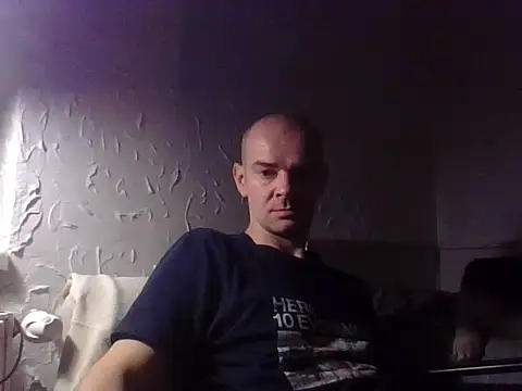 Snapshot of BadRec40 chatting on February 2026 05:00:02 PM BadRec40 online show from February 2026 05:00:02 PM