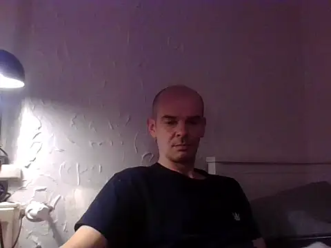 Snapshot of BadRec40 chatting on February 2026 07:10:02 PM BadRec40 online show from February 2026 07:10:02 PM