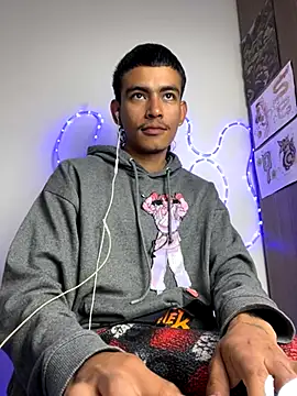 sorry-mom69 online show from December 2025 01:20:01 PM