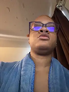 nickytheehawtie online show from March 2026 04:23:01 PM