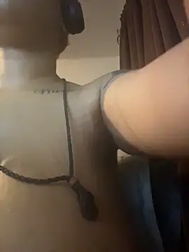 nickytheehawtie online show from March 2026 01:09:01 AM