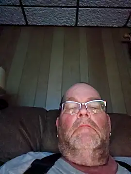 Snapshot of mrwizard4570 chatting on May 2026 04:41:02 AM mrwizard4570 online show from May 2026 04:41:02 AM