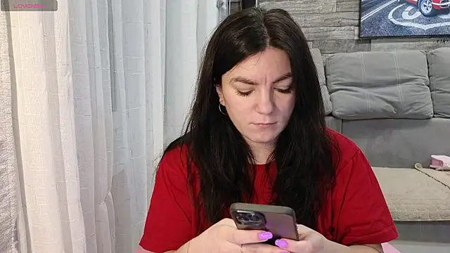 Vika loves you online show from January 2026 02:11:01 PM