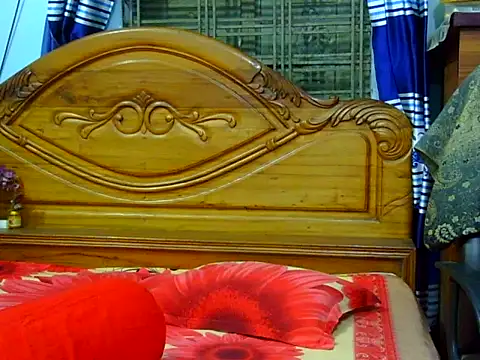 Daneldayna online show from July 2026 03:29:01 PM
