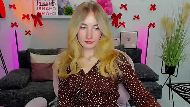 bella  rose online show from February 2025 04:16:01 PM