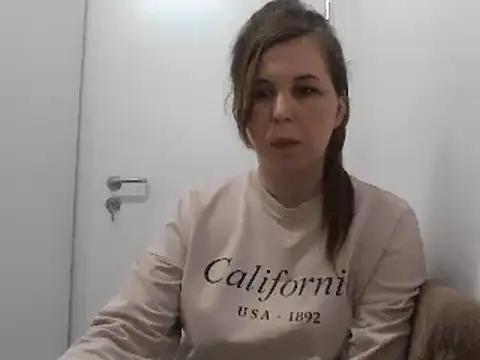 Snapshot of loveis007 chatting on February 2025 11:26:01 PM loveis007 online show from February 2025 11:26:01 PM