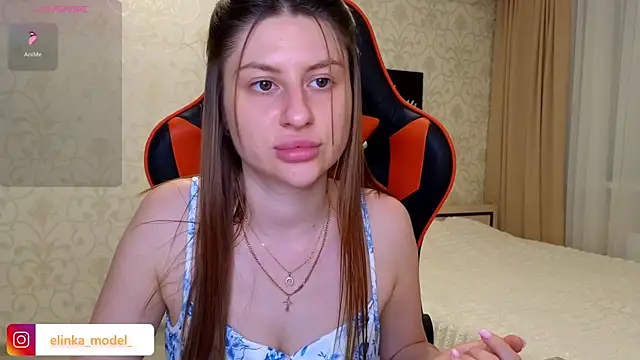 Snapshot of Elishka_ chatting on June 2026 11:33:02 PM Elishka online show from June 2026 11:33:02 PM