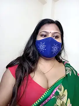 Snapshot of cutee__crazy chatting on January 2025 05:59:02 PM cutee crazy online show from January 2025 05:59:02 PM