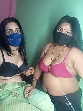 Snapshot of cutee__crazy chatting on October 2025 05:47:01 PM cutee crazy online show from October 2025 05:47:01 PM