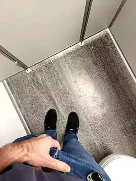 Snapshot of Boring_one chatting on January 2026 10:29:01 AM Boring one online show from January 2026 10:29:01 AM