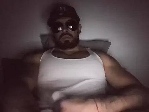 marcus002001 online show from April 2026 05:10:01 AM