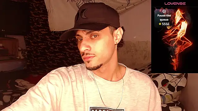 Apolo S online show from December 2025 05:12:02 AM