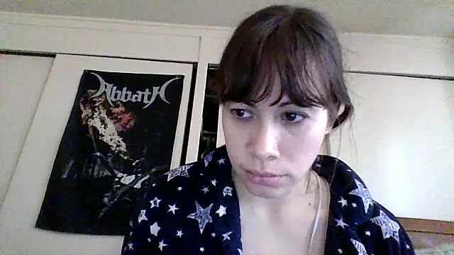 petitedoll29 online show from December 2024 08:48:01 PM