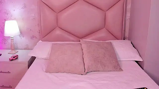 ambar sullivan online show from February 2025 12:05:02 PM