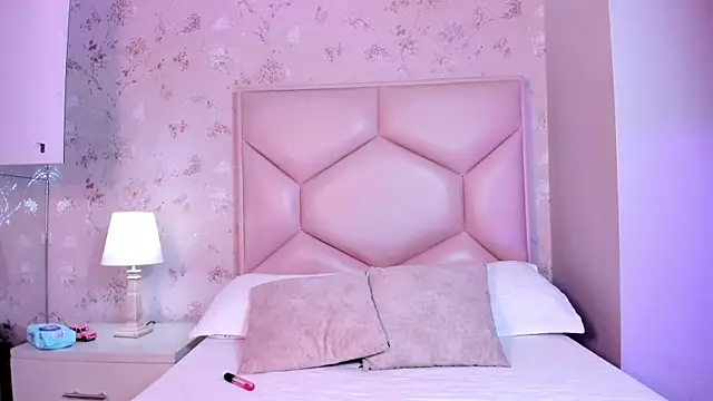 ambar sullivan online show from October 2025 11:40:01 AM