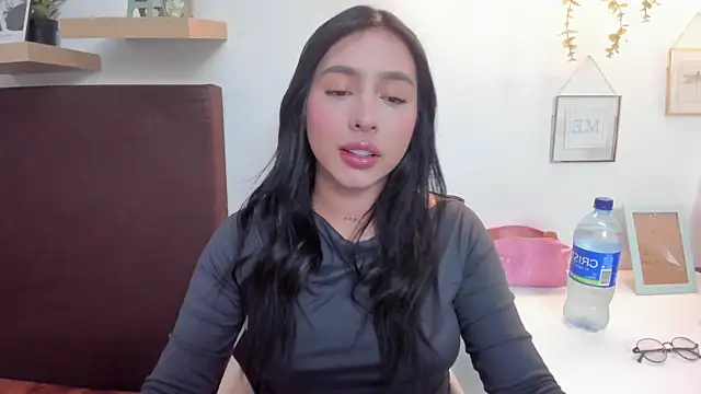 isabella jade online show from February 2025 07:20:02 PM