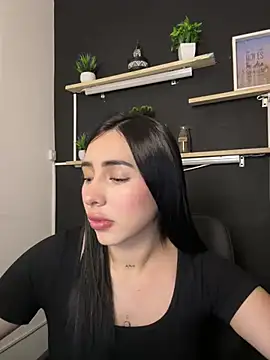 isabella jade online show from February 2026 10:04:02 PM