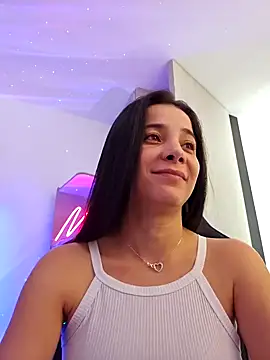 Snapshot of miaeyes chatting on January 2025 02:07:02 PM miaeyes online show from January 2025 02:07:02 PM