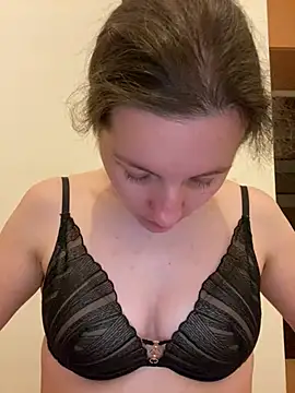Snapshot of Nicole-Ray chatting on April 2026 08:11:01 PM Nicole-Ray online show from April 2026 08:11:01 PM