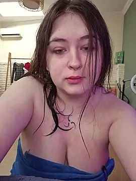 Yammy Yumi online show from June 2026 02:21:01 PM