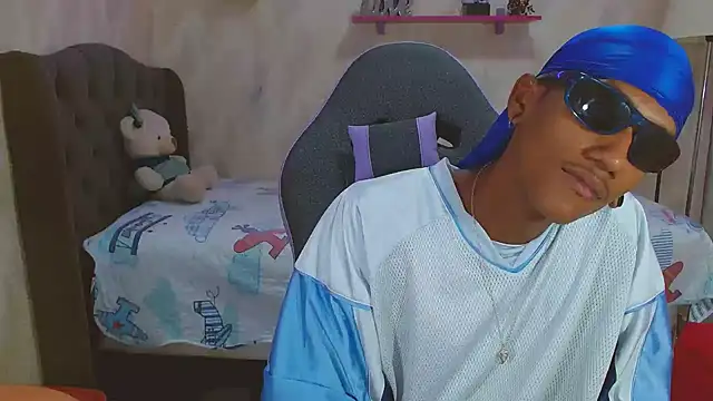 ManSant online show from March 2025 03:20:01 PM