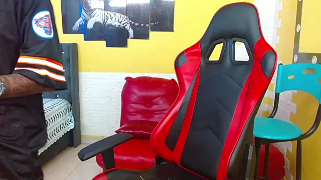 ManSant online show from October 2025 03:36:01 PM