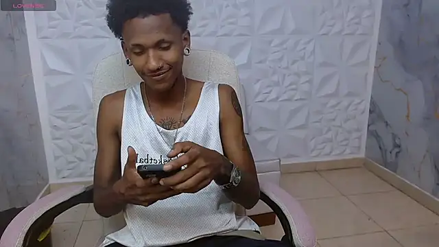 Snapshot of ManSant chatting on July 2026 05:39:01 PM ManSant online show from July 2026 05:39:01 PM