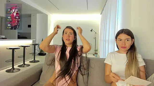 Snapshot of KaryAndTylor chatting on March 2025 11:11:01 PM KaryAndTylor online show from March 2025 11:11:01 PM