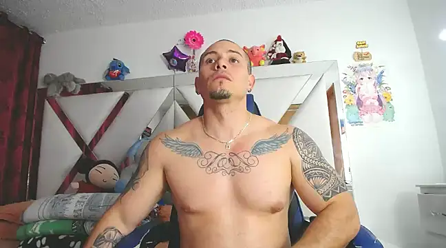 jakson hot online show from December 2024 11:40:01 PM