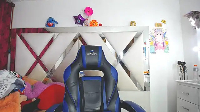 jakson hot online show from February 2025 12:00:02 AM