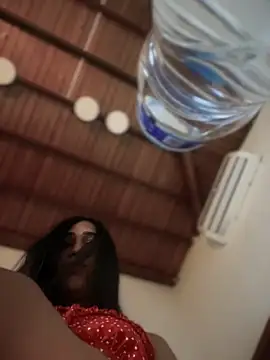 Ashly Miller online show from November 2025 07:40:02 PM