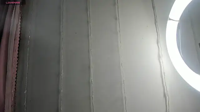 Snapshot of aly_nucita_ chatting on January 2025 01:11:01 AM aly nucita  online show from January 2025 01:11:01 AM