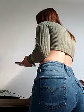 clara-francaise online show from March 2025 02:10:02 PM