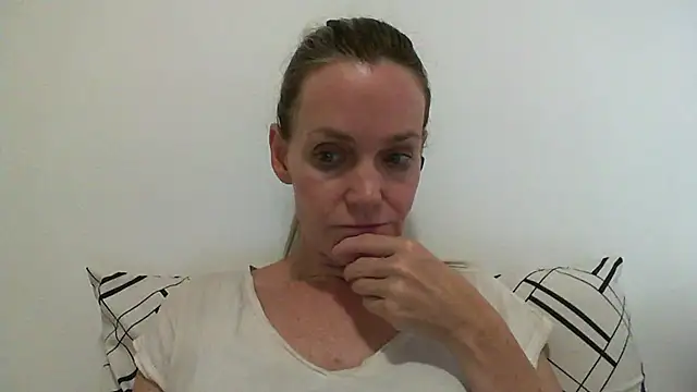 Annylove1 online show from March 2025 12:17:01 AM