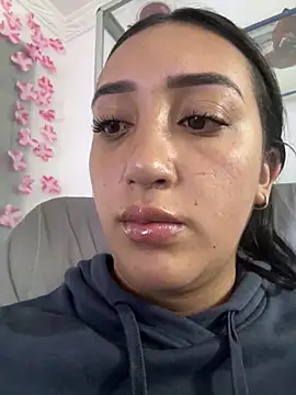 Snapshot of Hannahoff chatting on February 2025 11:38:02 PM Hannahoff online show from February 2025 11:38:02 PM