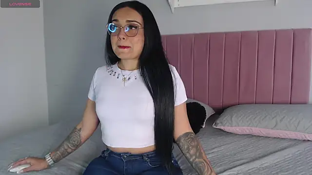 Snapshot of Danii_vg1 chatting on July 2026 12:19:01 PM Danii vg1 online show from July 2026 12:19:01 PM