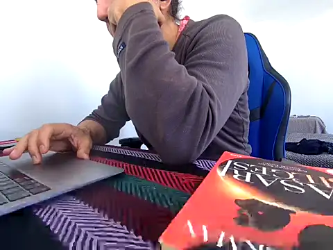 ALPHANDRE online show from November 2025 09:48:02 AM