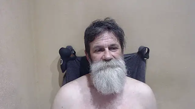 Snapshot of AlexNudo chatting on June 2026 04:00:02 AM AlexNudo online show from June 2026 04:00:02 AM