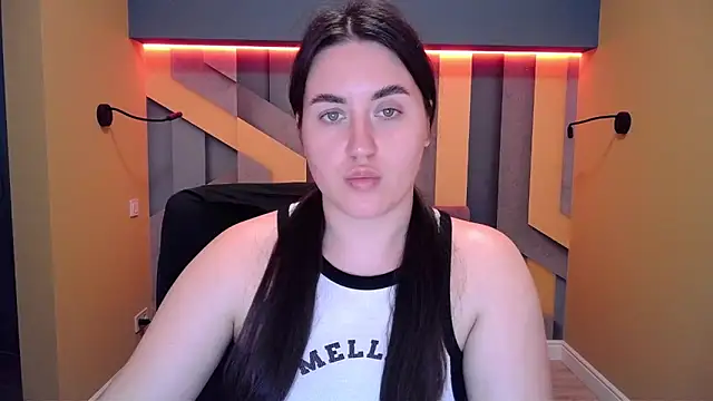 Roxie Bradley online show from December 2024 09:55:02 AM