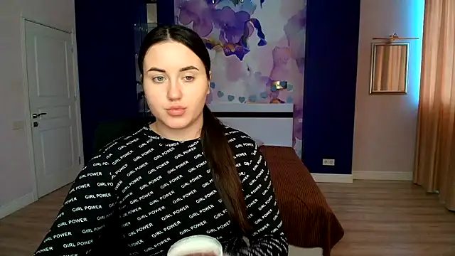 Roxie Bradley online show from January 2025 10:52:02 AM