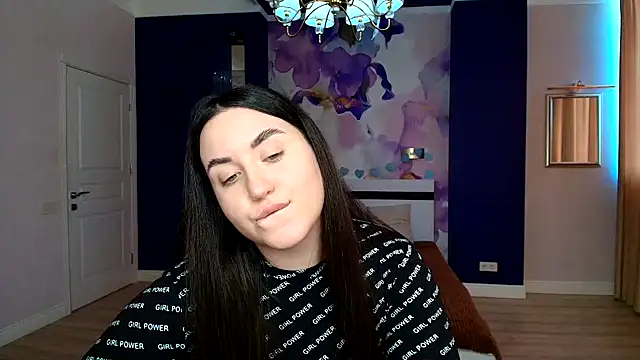 Roxie Bradley online show from February 2025 09:42:01 AM