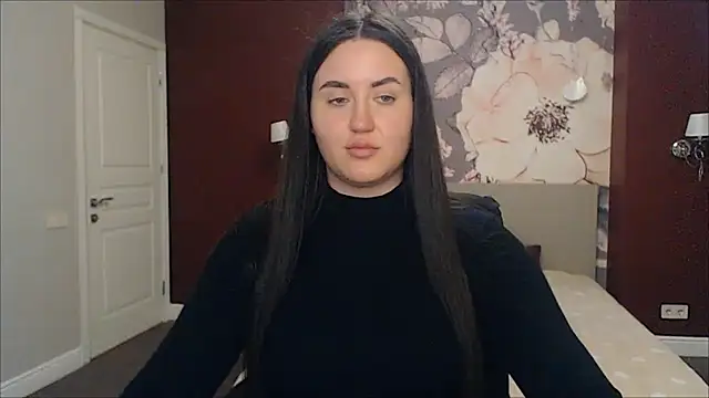 Roxie Bradley online show from February 2025 12:57:02 PM