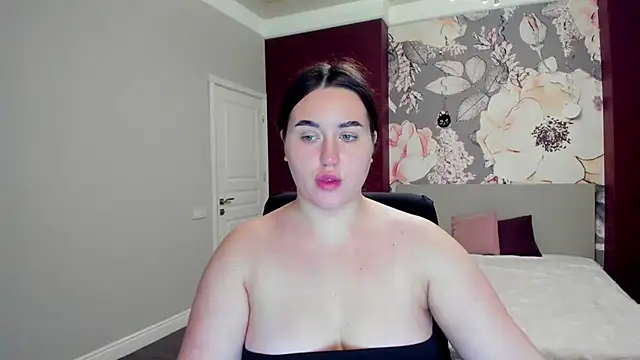 Roxie Bradley online show from November 2025 07:08:02 AM