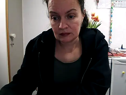 LoveNBloom online show from February 2025 06:12:01 PM