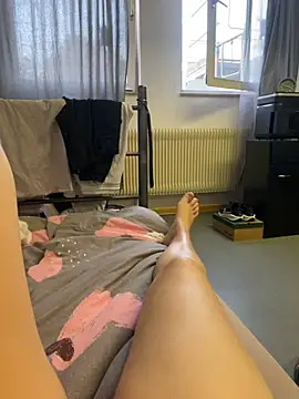 LoveNBloom online show from June 2026 07:18:02 PM