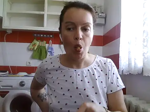 LoveNBloom online show from July 2026 03:29:02 PM