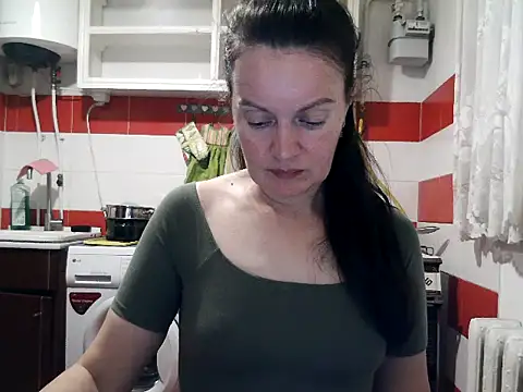 LoveNBloom online show from July 2026 06:22:01 PM