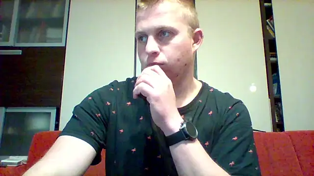 Matttthees online show from October 2025 04:18:01 PM